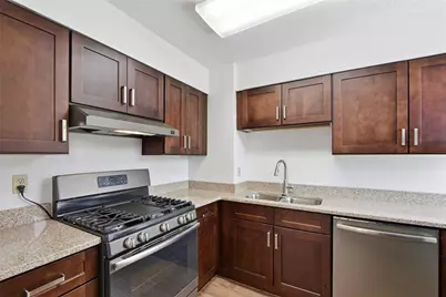 2479 Peachtree Road NE #317, Atlanta, GA 30305 - Photo 2