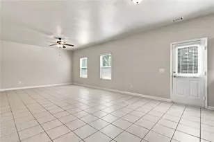 35 Olivia Wy, Covington, GA 30016 - Photo 4