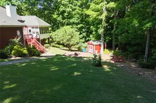 1821 Wesleyan Ln, Loganville, GA 30052 - Photo 20