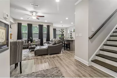 130 Maple Creek Way, Woodstock, GA 30188 - Photo 8