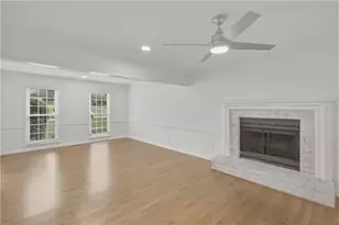 4320 Keheley Lake Ct NE, Marietta, GA 30066 - Photo 4