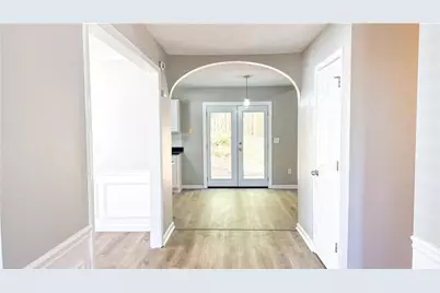 1195 Winthrope Chase Drive, Alpharetta, GA 30009 - Photo 4