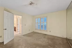 306 Bainbridge Dr, Sandy Springs, GA 30327 - Photo 24