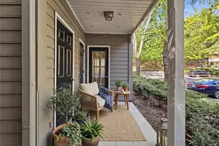 306 Bainbridge Dr, Sandy Springs, GA 30327 - Photo 4