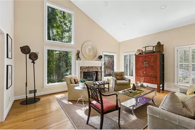 5075 Jett Forest Trail, Sandy Springs, GA 30327 - Photo 12