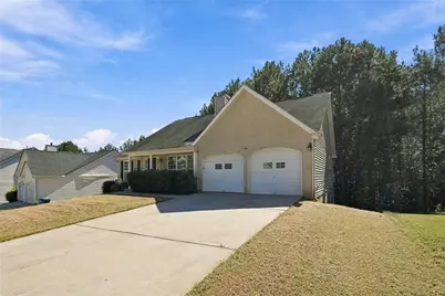 5741 Village Loop, Fairburn, GA 30213 - Photo 2