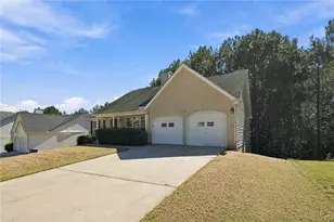 5741 Village Loop, Fairburn, GA 30213 - Photo 2