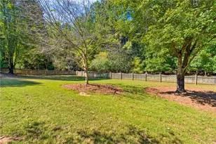 230 Rivergate Dr, Suwanee, GA 30024 - Photo 4