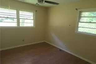 4431 Janice Dr, College Park, GA 30337 - Photo 36