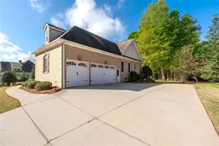 196 St Andrews Ct, Social Circle, GA 30025 - Photo 4