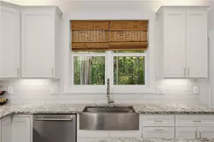 1700 Ridgefield Dr, Roswell, GA 30075 - Photo 14