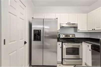 3334 Peachtree Road NE #209, Atlanta, GA 30326 - Photo 12