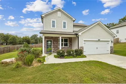 865 Lakeshore Drive, Winder, GA 30680 - Photo 1