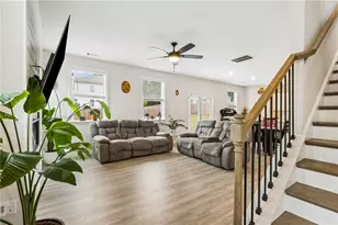 865 Lakeshore Dr, Winder, GA 30680 - Photo 4