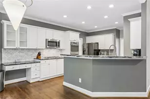 233 Jeffrey Dr, Woodstock, GA 30188 - Photo 14