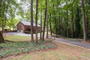 2164 Carson Valley Dr, Tucker, GA 30084 - Photo 8