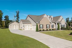 304 Benstone Dr NE, Calhoun, GA 30701 - Photo 2