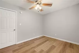 490 Valley Creek Rd SW, Mableton, GA 30126 - Photo 22