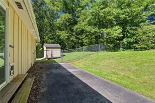 490 Valley Creek Rd SW, Mableton, GA 30126 - Photo 34