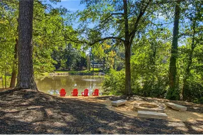 5047 Nesbit Ferry Lane, Sandy Springs, GA 30350 - Photo 4