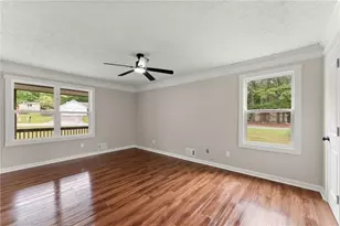 2979 Overwood Ln, Snellville, GA 30078 - Photo 14
