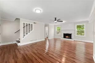2979 Overwood Ln, Snellville, GA 30078 - Photo 10