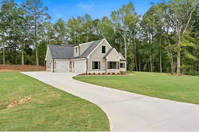467 Lake Varner Drive, Covington, GA 30014 - Photo 2