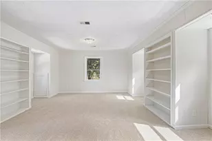 2215 Angela Dr SW, Lilburn, GA 30047 - Photo 30