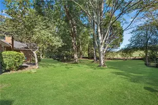 4755 Andalusia Trail, Atlanta, GA 30360 - Photo 30