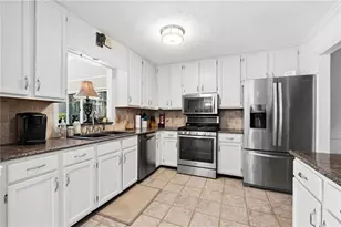 4758 Shallow Ridge Rd NE, Kennesaw, GA 30144 - Photo 2
