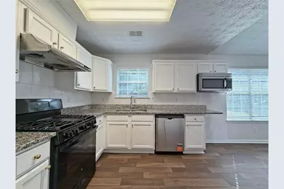 119 Barrington Parkway, Stockbridge, GA 30281 - Photo 16