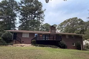 524 Rowland Rd, Stone Mountain, GA 30083 - Photo 2