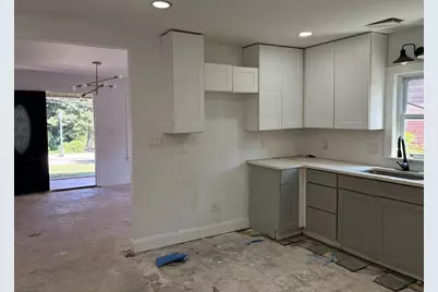1658 M L King Jr Drive SW, Atlanta, GA 30314 - Photo 6