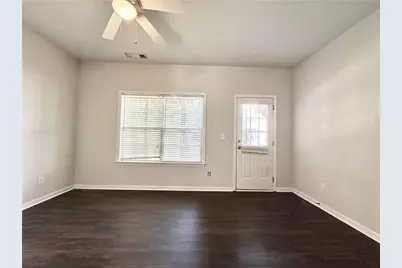7820 Kiverton Place, Atlanta, GA 30350 - Photo 4