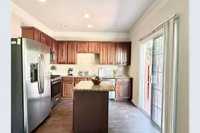7820 Kiverton Place, Sandy Springs, GA 30350 - Photo 8