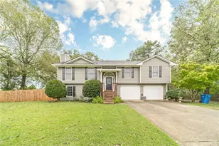 27 Creek View Dr, Hoschton, GA 30548 - Photo 1