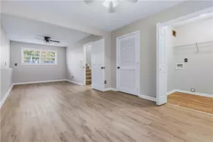 3235 Southshore Ct, Cumming, GA 30041 - Photo 14