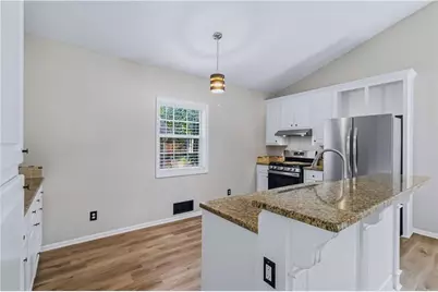 3235 Southshore Court, Cumming, GA 30041 - Photo 10
