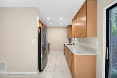 304 Parkaire Crossing, Marietta, GA 30068 - Photo 12