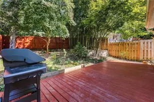 1831 Rockridge Pl NE, Atlanta, GA 30324 - Photo 24