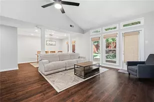 1831 Rockridge Pl NE, Atlanta, GA 30324 - Photo 10