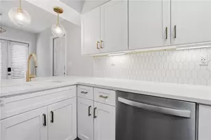 1831 Rockridge Pl NE, Atlanta, GA 30324 - Photo 14