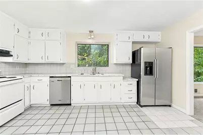 2576 Glenrock Drive, Decatur, GA 30032 - Photo 2