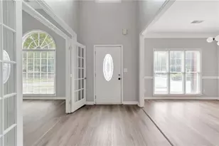 875 Cedar Creek Dr, Suwanee, GA 30024 - Photo 4