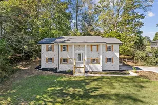 4004 Pinewood Dr SE, Dalton, GA 30721 - Photo 2
