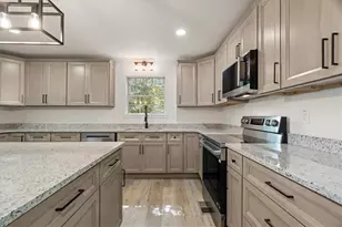 4004 Pinewood Dr SE, Dalton, GA 30721 - Photo 14