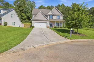 275 Huntington Manor Ct, Cornelia, GA 30531 - Photo 1