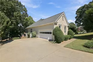 174 Azalea Chase Dr, Suwanee, GA 30024 - Photo 2
