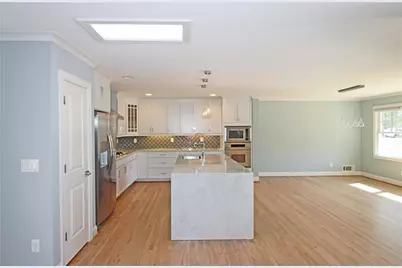 1131 Milmar Drive NW, Atlanta, GA 30327 - Photo 10