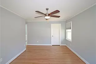 1131 Milmar Dr NW, Atlanta, GA 30327 - Photo 16